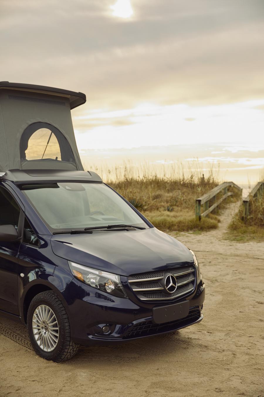 Детали экстерьера Mercedes-Benz Weekender 2020 года  (фото 5 из 38)
